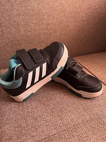 адидас бу красовка: Детские кроссовки adidas (модель на липучках) - Размер: 28 EU (UK 10K — 5