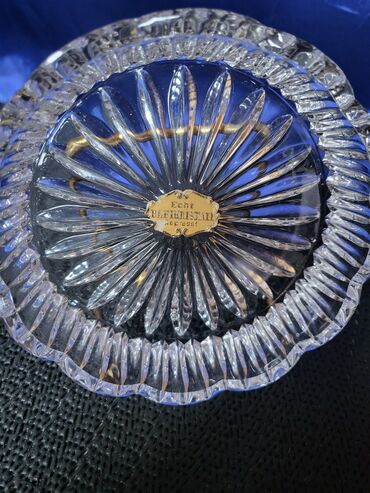 Činije: Cinija nova kristal,original led kristal iz 70ih. Cinijica na lalafo.rs — 4 Činije: Cinija nova kristal,original led kristal iz 70ih. Cinijica — 4