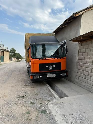 мото ендуро: MAN грузовой тентованный автомобиль - Марка/модель: MAN (кабина M2000 — 4