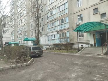 Продажа квартир: 1 комната, 35 м², 105 серия, 4 этаж, Старый ремонт