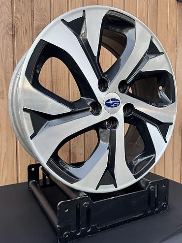 Диски: Литые Диски R 18 Subaru, Комплект, отверстий - 5, Б/у — 4