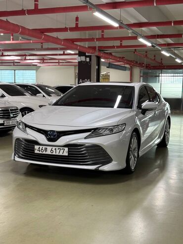 Toyota: Toyota Camry: 2019 г., 2.5 л, Вариатор, Гибрид, Седан