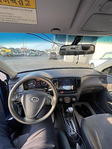kia bongo: Kia Rio: 1.6 l | 2007 il Sedan — 3