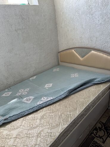купить двухъярусную кровать для подростков: Двуспальная Кровать, Б/у