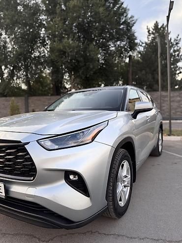 голиф 2: Toyota Highlander: 2022 г., 2.5 л, Автомат, Гибрид, Кроссовер — 5