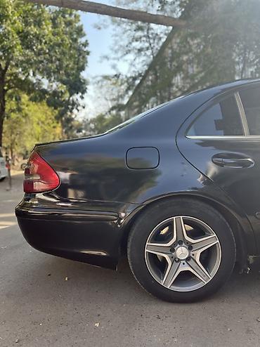 салон б4: Mercedes-Benz E-Class: 2004 г., 2.2 л, Автомат, Дизель, Седан — 7
