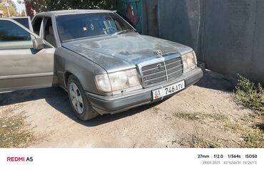 бмв е34 бишкек цена: Седан Mercedes-Benz E-класса, узнаваемый по характерному дизайну фар и
