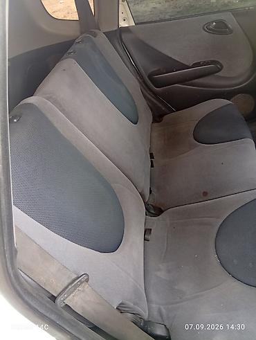 range over: Honda Fit: 2003 г., 1.3 л, Автомат, Бензин, Хэтчбэк — 9