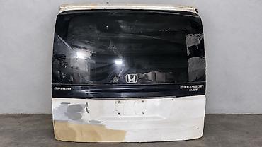 Двери и комплектующие: Продаю заднюю дверь (крышку багажника) на Honda Stepwgn Spada 2.4T. В — 2