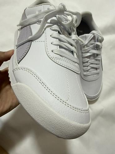 келме сумка: Кроссовкалар, 37, Puma, Жаңы, түсү - Ак, Акылуу жеткирүү, Өзү алып кетүү — 2