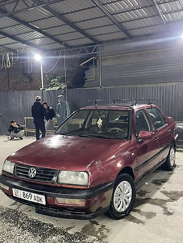 Продажа авто: Volkswagen Vento: 1992 г., 1.8 л, Механика, Бензин, Седан — 8