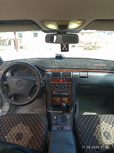 фонари освещения: Mercedes-Benz E-Class: 1997 г., Седан — 8