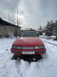 чехол бу на авто: Mazda 626: 1990 г., 2 л, Механика, Бензин, Хэтчбэк