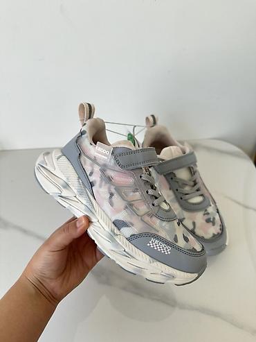 nike react: Детские кроссовки KEDDO (Россия) Размер 35, подойдет и на 36 - — 2