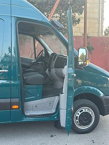 mercedes ayaqaltı: Mercedes-Benz Sprinter: 2.2 l | 2011 il Van/Minivan — 2