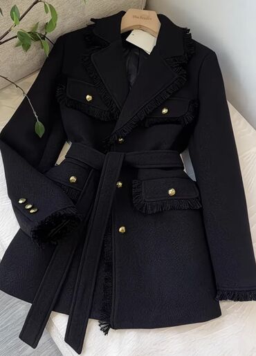 Пальто: ✨ Продаю короткое пальто ✨ 🖤 Цвет: чёрный (универсальный, подо всё