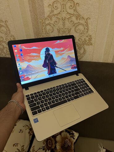 ASUS: İşlənmiş ASUS Vivobook, 15.6 ", Intel Celeron, 512 GB, Ünvandan götürmə, Pulsuz çatdırılma, Ödənişli çatdırılma