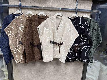 srpska subara: ✨️Prelep model ponča ✨️
Velicine: S M L XL XXL XXXL
Cena:3100 dinara — 4