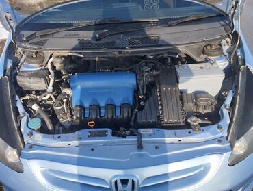 Honda: Honda Fit: 2002 г., 1.3 л, Вариатор, Бензин, Хэтчбэк — 8