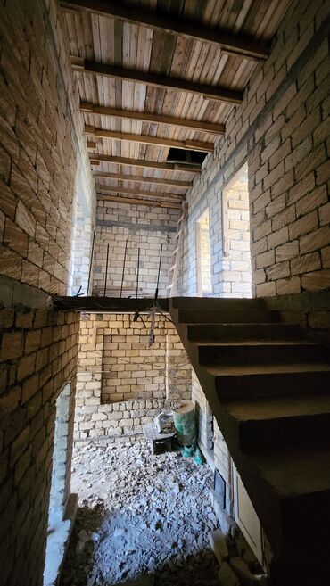 Həyət evləri və villaların satışı: 5 otaqlı, 204 kv. m, Kredit var, Təmirsiz — 10