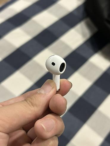 Аудиотехника: Беспроводные наушники-вкладыши, Apple, AirPods 4, Б/у — 7