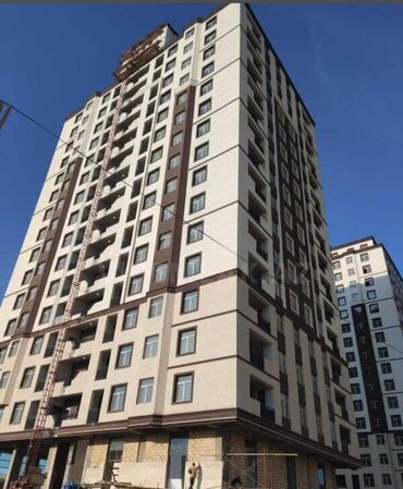 Qarajlar: 3 otaqlı, Yeni tikili, 107 kv. m
