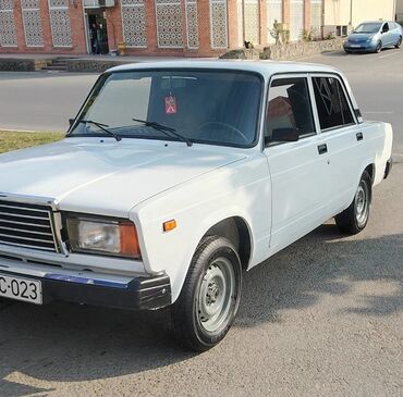 VAZ (LADA): VAZ (LADA) 2107: 1.5 l | 2009 il Sedan — 4