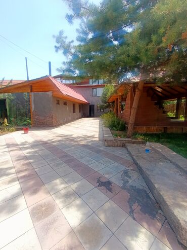 Посуточная аренда домов: 100 м², 5 комнат, Утепленный, Теплый пол, Видеонаблюдение — 2