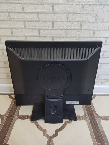 komputer monitoru: Monitorlar satılır Benq və samsung biri 29m Watsapa yaza bilersiz