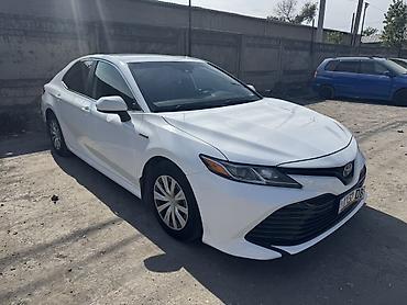 Toyota: Toyota Camry: 2020 г., 2.5 л, Автомат, Гибрид, Седан — 2