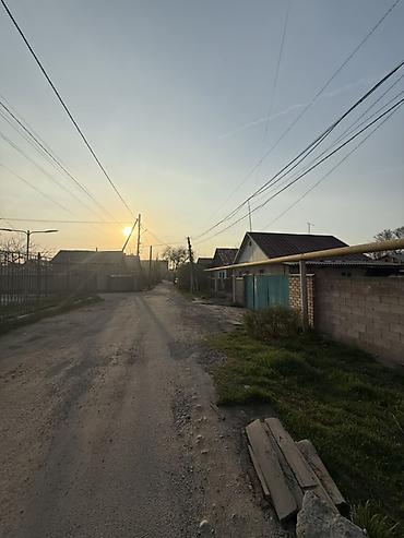 Продажа коттеджей и домов: 🚨 Срочно! Горячее предложение в районе Пишпек! Продаётся отличный — 3