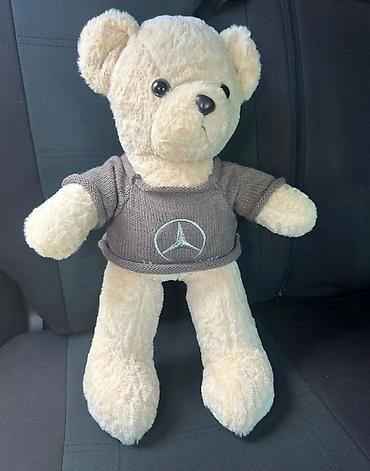 ceburaska oyuncaq: Oyuncaq ayı – Mercedes loqolu sviterli - Material: yumşaq plyuş — 1