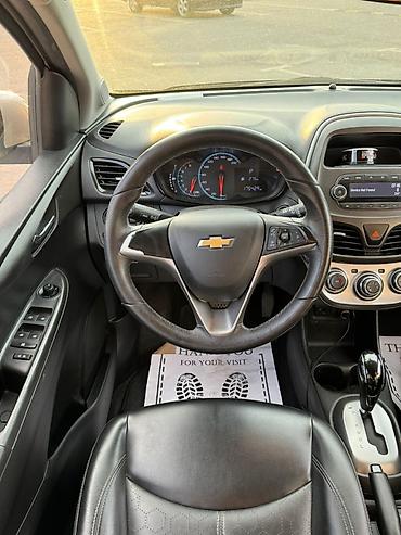 Chevrolet: Chevrolet Spark: 2018 г., 1 л, Вариатор, Бензин, Хэтчбэк — 10