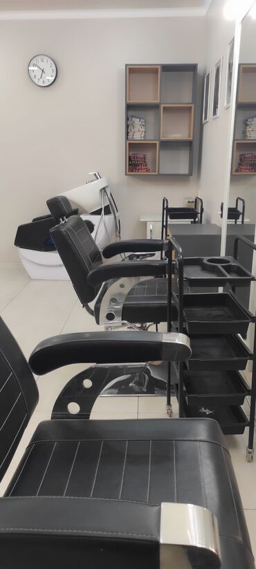 Помещения свободного назначения: Сдается коммерческое помещение, оборудованное под салон красоты. С — 13