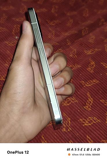 Xiaomi: Xiaomi, 13, Б/у, 256 ГБ, цвет - Белый, 2 SIM — 3