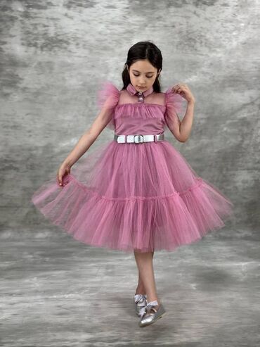 Haljine: Odmah dostupan nov model Wednesday haljinice od 5 do 14 godina i — 17