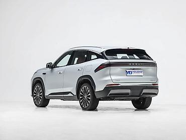 17 5: Geely Galaxy L7: 2026 г., Робот, Гибрид, Кроссовер — 3