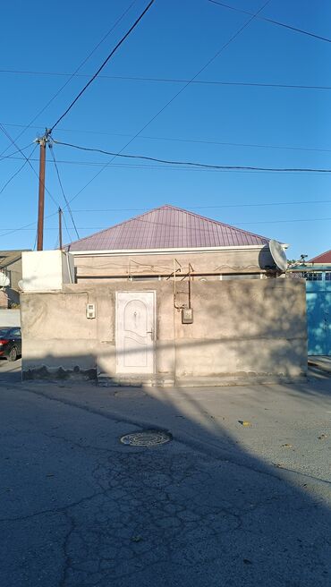 Həyət evləri və villaların satışı: -Ev Xırdalan şəhəri, Adıgözəlov küçəsi, 34a ünvanında yerləşir — 3