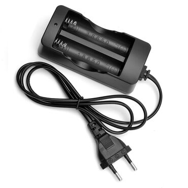 Ostali kućni aparati: Univerzalni Punjač za baterije 3.7V i 4.2V Univerzalni Punjač za — 6