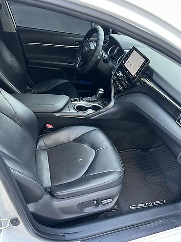 camry 55 xle: Toyota Camry: 2021 г., 2.5 л, Автомат, Гибрид, Седан — 6