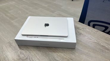 Apple MacBook: Apple MacBook, 13.3 ", Intel Core i5, 256 GB — 29