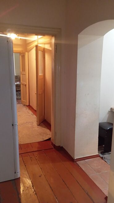 продаю дом манас аэропорт: Полдома, 58 м², 2 комнаты, Собственник