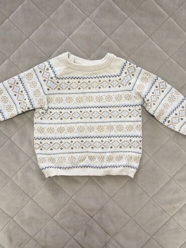 Xodunoklar: H&M körpə sviteri - Ölçü: EUR 68 / US 6M (4–6 ay üçün) - Rənglər
