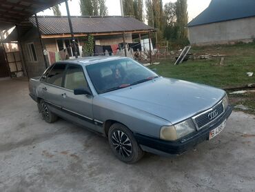 чехол для панели машины: Audi — салон и элементы интерьера - Руль с меховым чехлом, эмблема