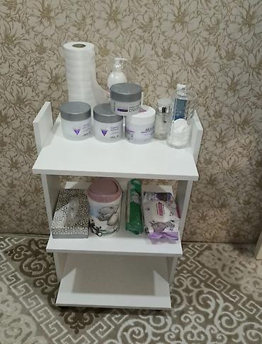 Тумбы и подставки для телевизора: Тележка на колесах 
Для косметологии и много др — 8