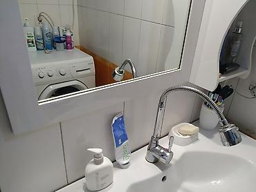 Продажа коттеджей и домов: Продается 2-этажный дом в центральной части г. Бишкек, пер — 17