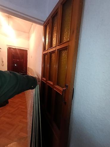 бесплатно дам: Отдам бесплатно 3 двери с коробками и наличниками. мкр. кок-жар — 2