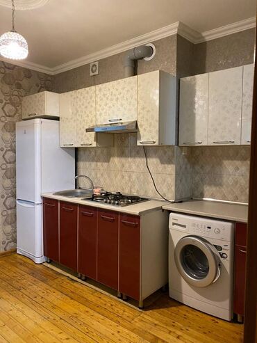 Uzunmüddətli kirayə mənzillər: Nizami rayonu, Elşən Süleymanov küçəsi. Xalqlar dostlugu metrosu — 8