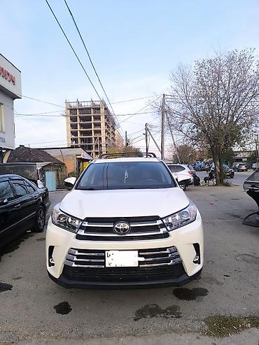 highlander 2017: Toyota Highlander: 2019 г., 3.5 л, Автомат, Бензин, Кроссовер — 2