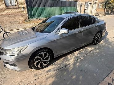 lexus es 2018: Honda Accord: 2017 г., 2.4 л, Автомат, Бензин, Седан — 4